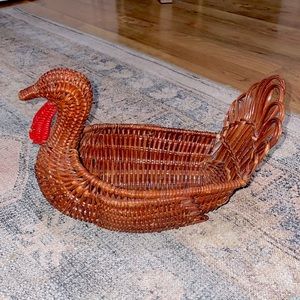 🍂🍁Vintage Rattan Turkey Basket